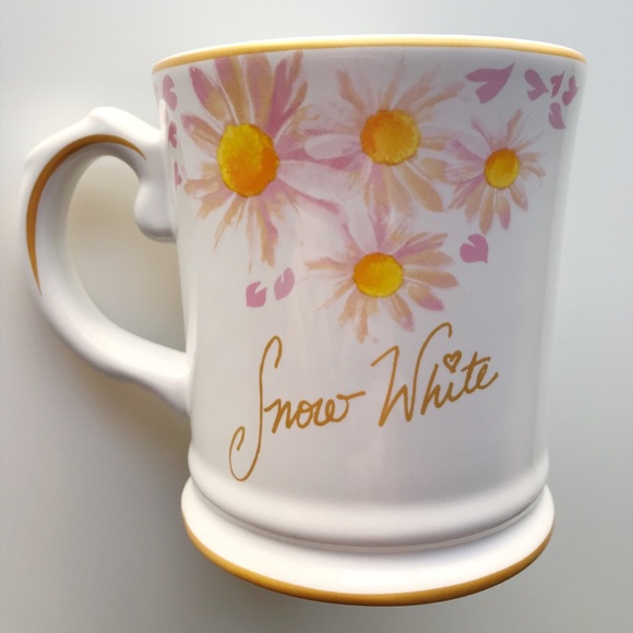 Snow white Disney Vintage “RARE” Coffee Tea Mug - Picture 4 of 7